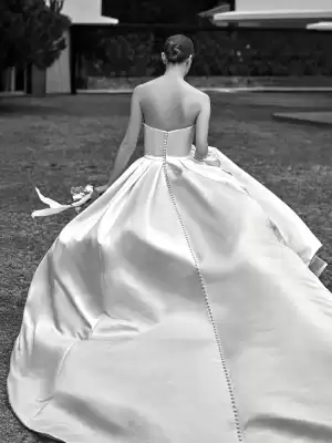 Catálogo Pronovias (válido hasta 16-11)