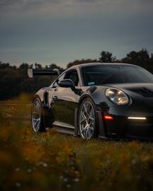 Porsche catalogue week 45 Page 1