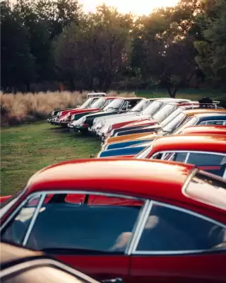 Porsche catalogue (valid until 12-11)