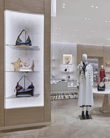 Folleto Dior Página 2