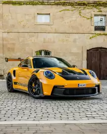 Porsche catalogue Page 2