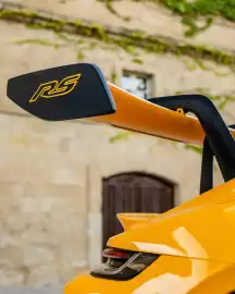 Porsche catalogue Page 4