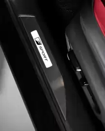 Lexus catalogue Page 4