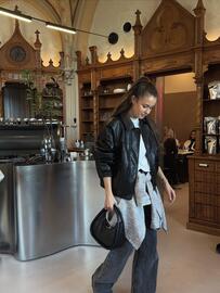 About you leták Strana 1