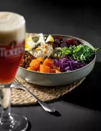 Mitra magazine Pagina 8