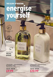 Oriflame catalogue Page 17