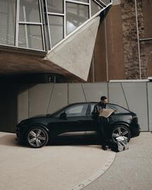 Porsche catalogue week 49 Page 1