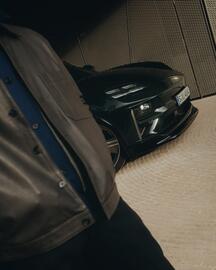 Porsche catalogue week 49 Page 2