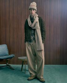 Catálogo Pull & Bear Página 4