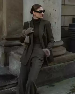 New Yorker katalógus (érvényes eddig: 5-01)