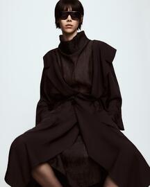 Catálogo Adolfo Domínguez Página 4