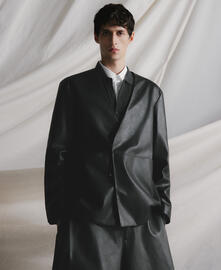 Catálogo Adolfo Domínguez semana 52 Página 4