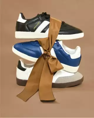 Catálogo Jaguar Shoes (válido hasta 4-01)