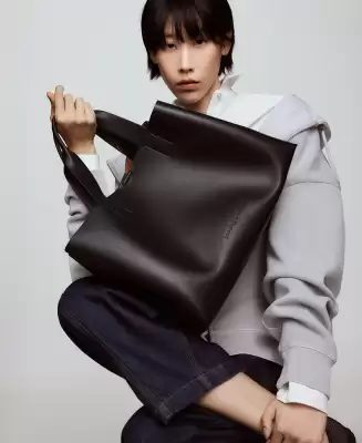 Catálogo Adolfo Domínguez (válido hasta 5-01)