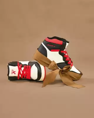 Catálogo Jaguar Shoes (válido hasta 8-01)