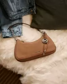Michael Kors leták Strana 7