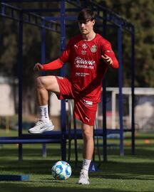 Catálogo Tienda Chivas semana 2 Página 4