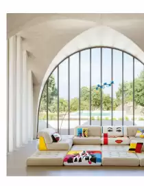 Catalogue Roche Bobois page 2