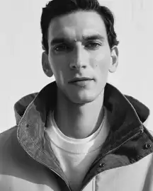 Catálogo Mango Página 1