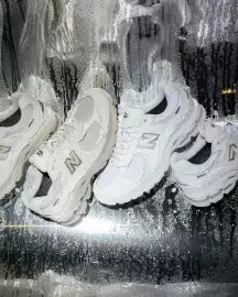 Warsaw sneaker store akciós újság Oldal 1