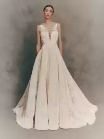 Catálogo Pronovias Página 5