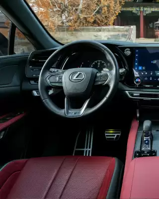 Lexus catalogue (valid until 25-01)