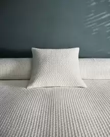 Catálogo Mango Página 2