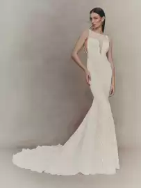 Catálogo Pronovias Página 2