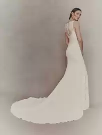 Catálogo Pronovias Página 5