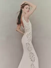 Catálogo Pronovias Página 1