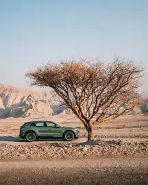 Porsche catalogue Page 4