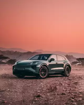 Porsche catalogue (valid until 23-01)