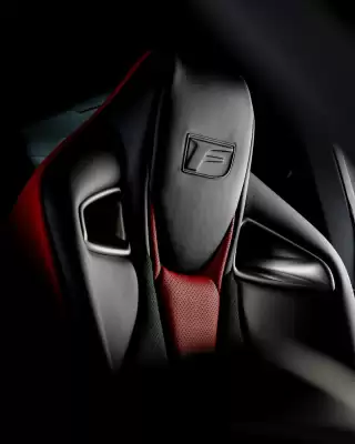 Lexus catalogue (valid until 31-01)