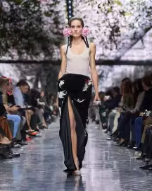 Folleto Dior Página 1