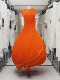 Folleto Dior Página 2