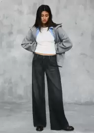 Volantino Bershka Pagina 4