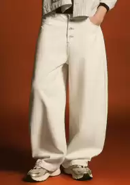 Volantino Bershka Pagina 6