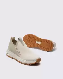 Catálogo Hush Puppies Página 2