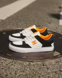 Catálogo DC Shoes Página 2
