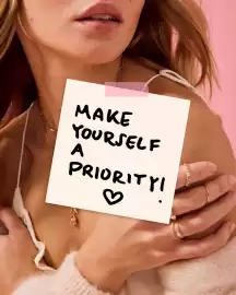 Bijou Brigitte akciós újság Oldal 1