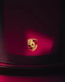 Porsche catalogue Page 5