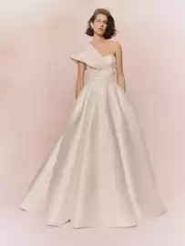 Catálogo Pronovias semana 7 Página 4