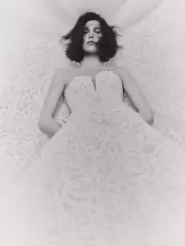 Catálogo Pronovias Página 2