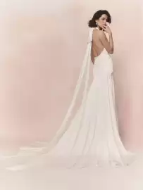 Catálogo Pronovias Página 4