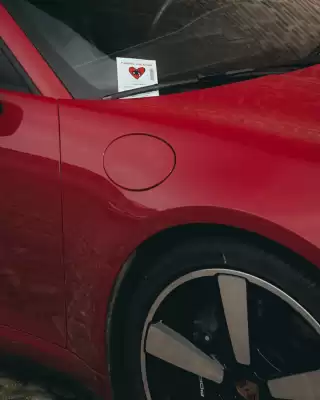 Porsche catalogue (valid until 19-02)