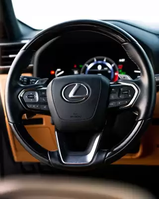 Lexus catalogue (valid until 22-02)