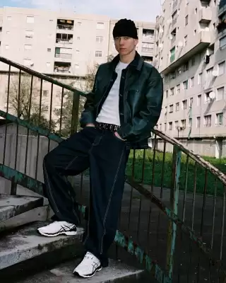 Catálogo Foot Locker (válido hasta el 4-04)