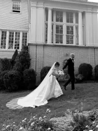 Catálogo Pronovias Página 2