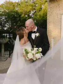 Catálogo Pronovias Página 3