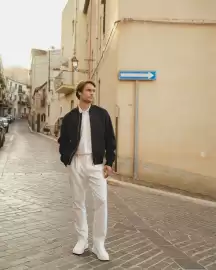 New Yorker leták Strana 7